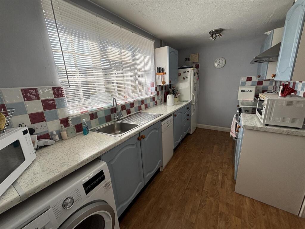 House in Hinckley and Bosworth, Ratby - More