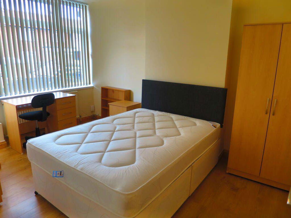 House in Oxford, Florence Park, Cowley - More
