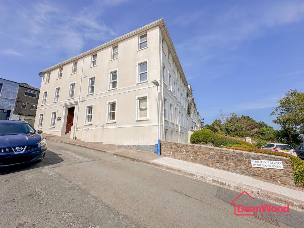 Main image of property: Apartment 9, Harris View Apartments, Douglas