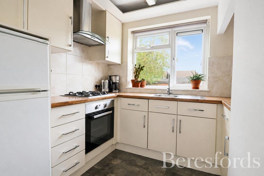 Apartment in Chelmsford - View 5