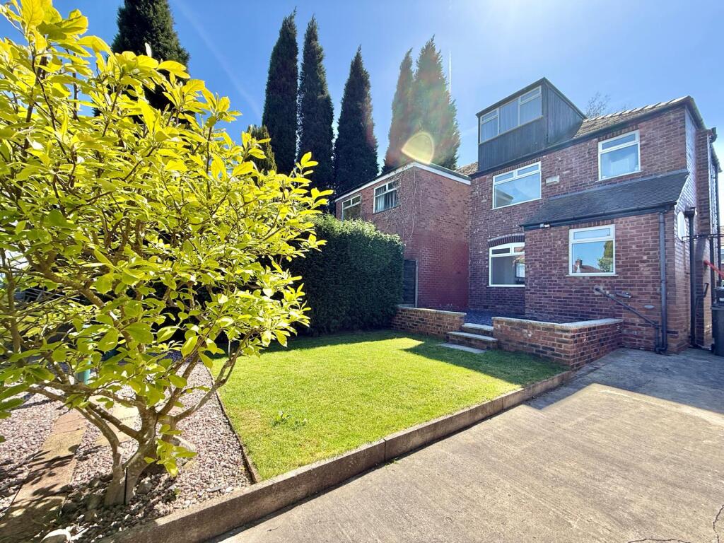 House in Tameside, Denton - View 2