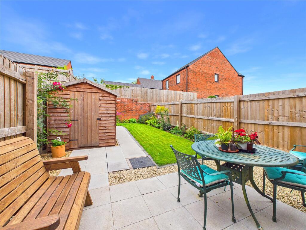 House in Worcester - More
