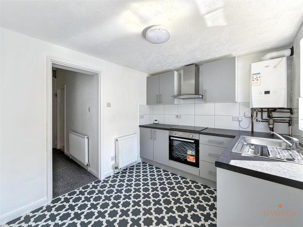 House in Hull, Kingston upon Hull - View 6