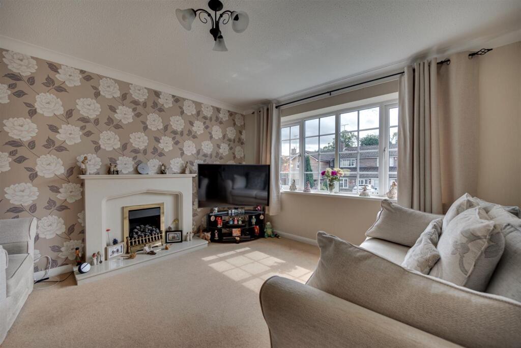 Newby Court, Congleton, CW12 photo 3