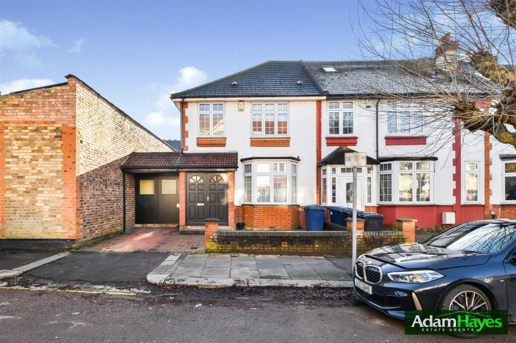 Main image of property: Woodside Grove, North Finchley, N12