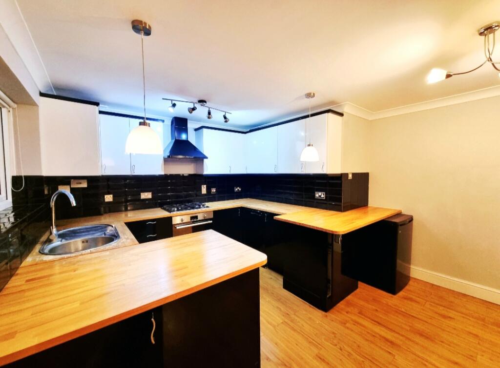 Main image of property: Clarendon Road, Harpenden