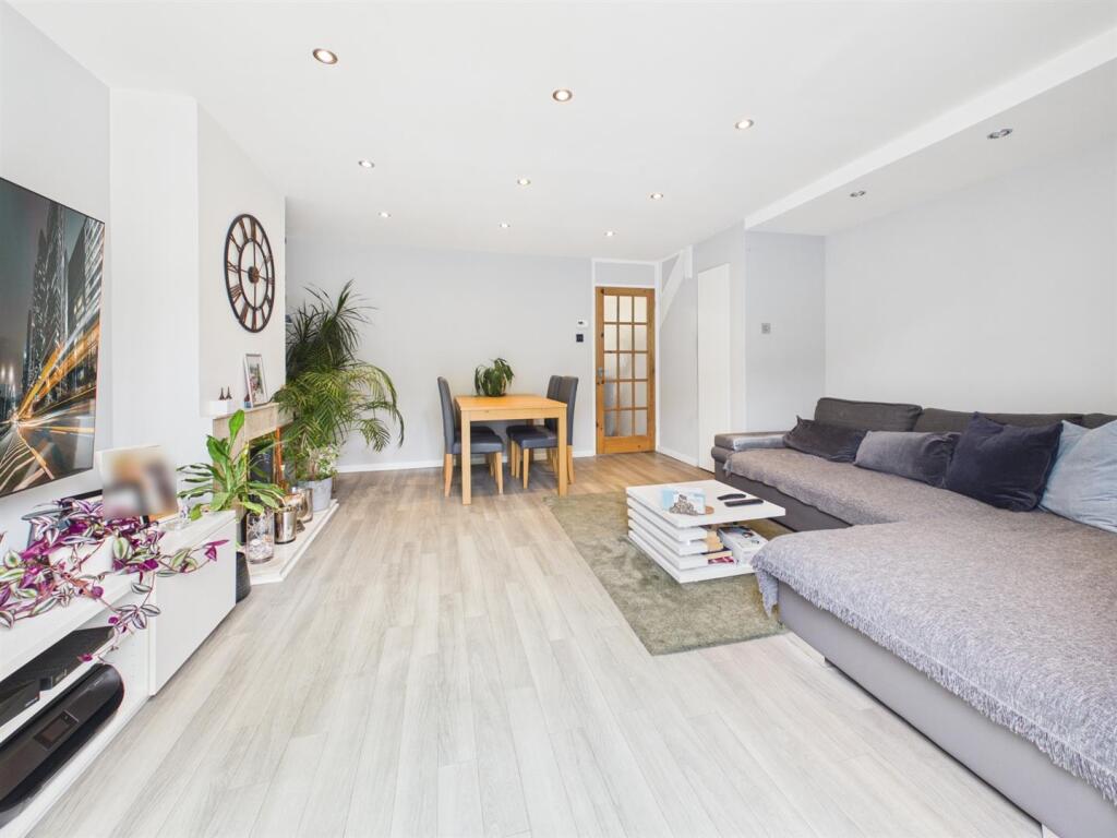 House in Reading - View 4