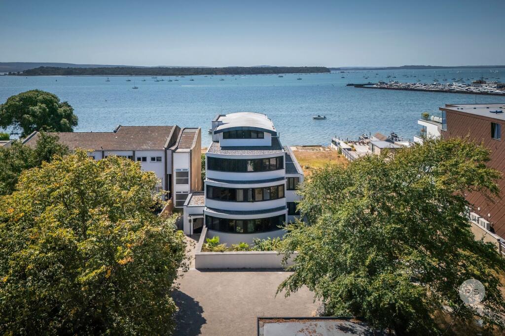 Apartment in Bournemouth - View 3