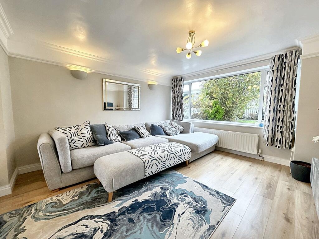 House in South Kesteven, Ancaster - View 4
