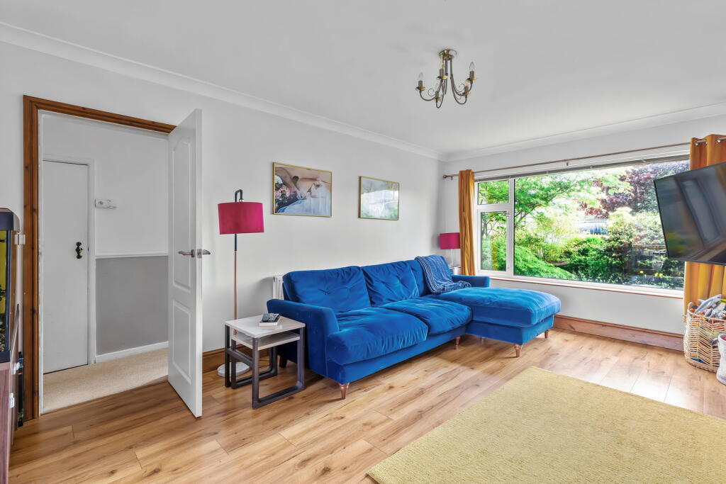 House in Cross Hills, Glusburn and Cross Hills - View 4