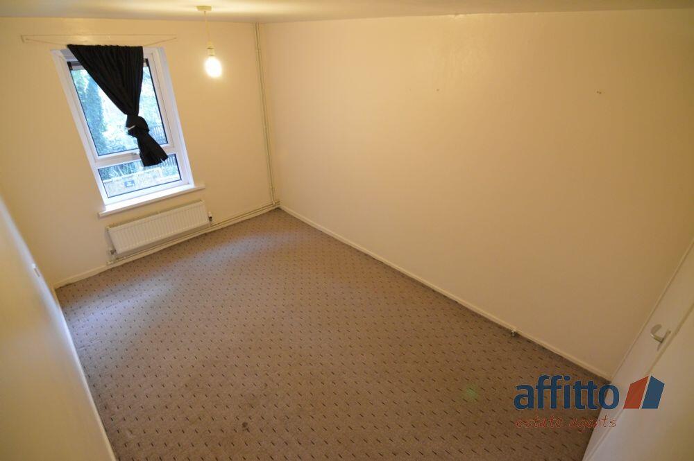Ipswich Close, Leicester photo 5