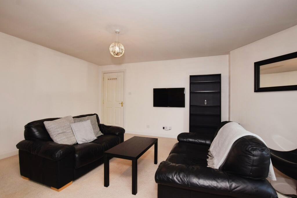 Apartment in Aberdeen, George Street - View 5