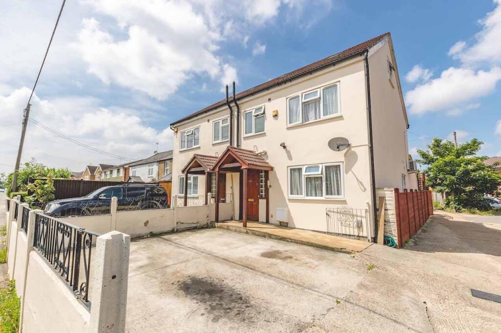 Main image of property: Slough Road, Iver, SL0