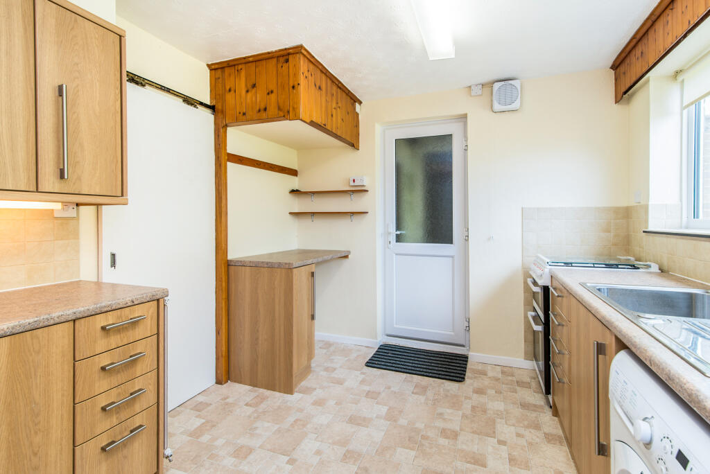 House in Basingstoke and Deane, Basingstoke - View 3