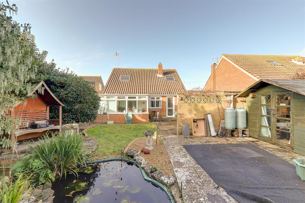 Ullswater Road, Sompting, BN15 photo 2