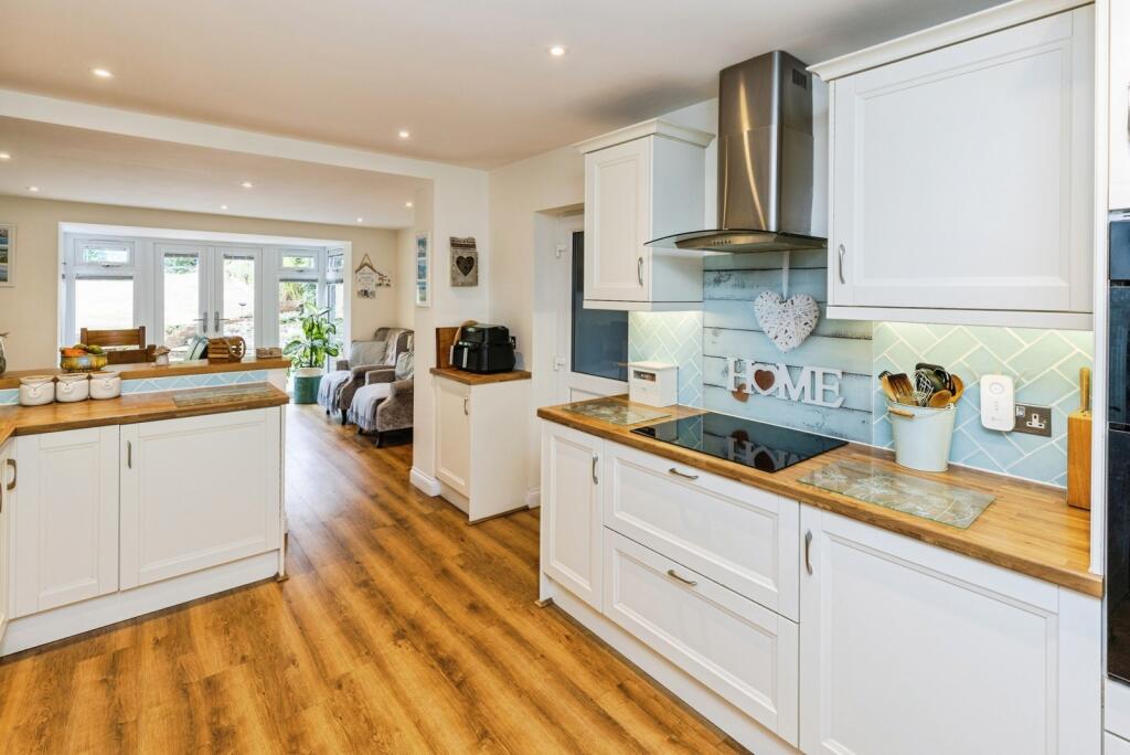 House in Llandudno, Rhosddu - View 2