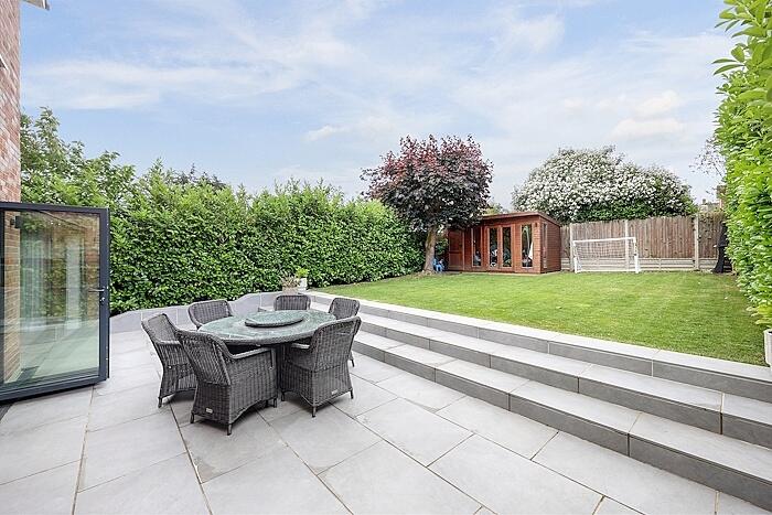 Green Walk, Ongar, CM5 - View 2