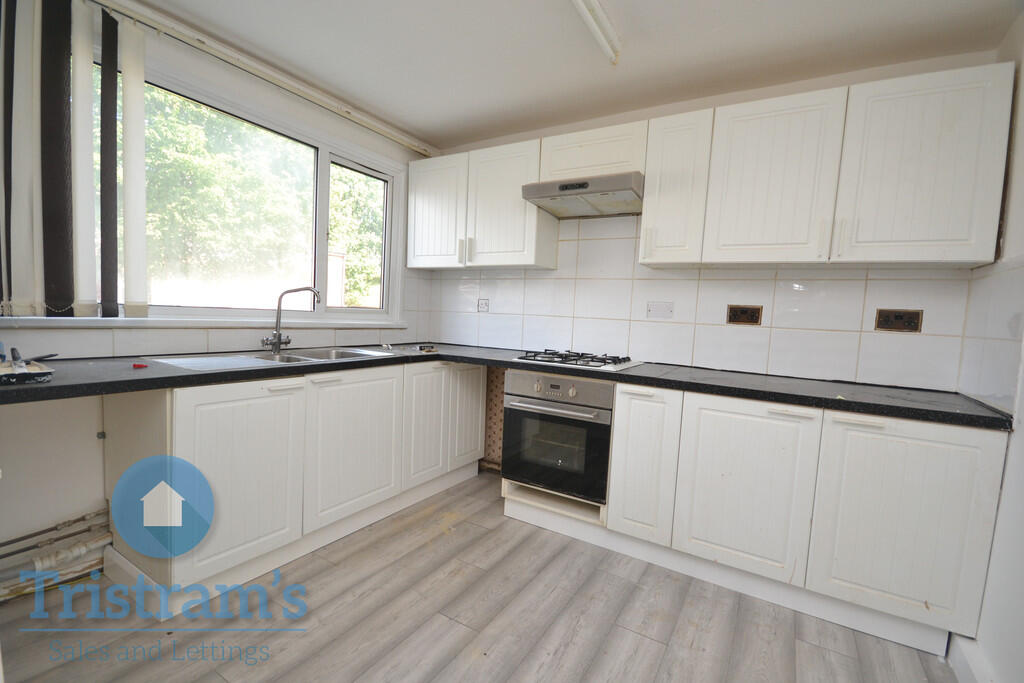 Main image of property: Keys Close, Nottingham