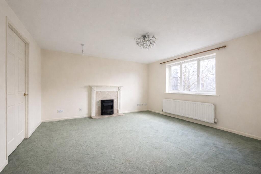 Lindisfarne Gardens, Maidstone, Kent, ME16 photo 3
