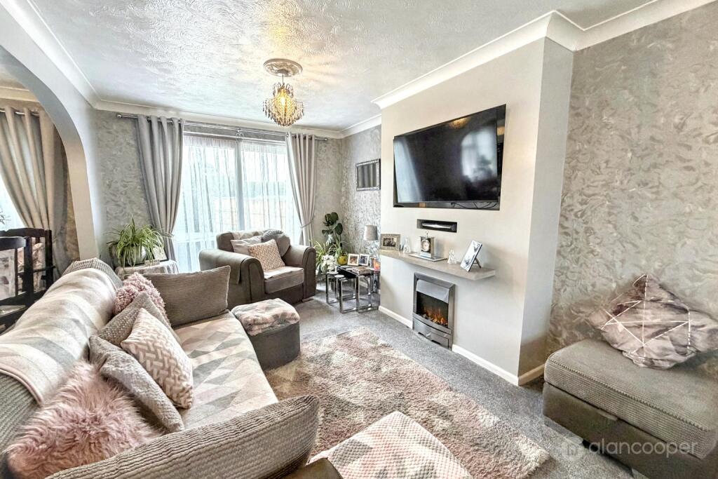 Alderbrook Drive, Whitestone, Nuneaton, CV11 6PL photo 3