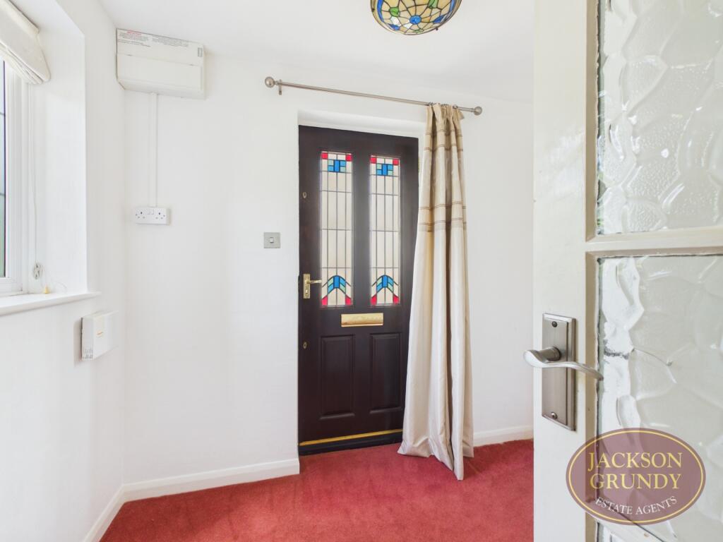 House in Ravensthorpe - View 5