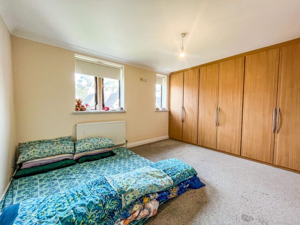 House in Tonbridge - More