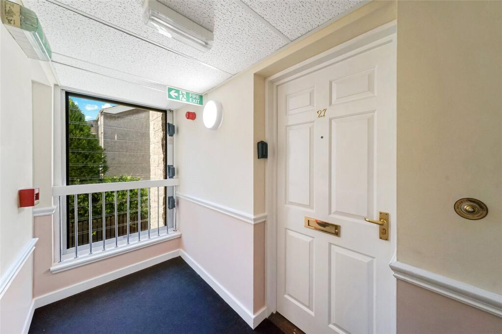 Apartment in Stirlingshire, Stirling - View 4