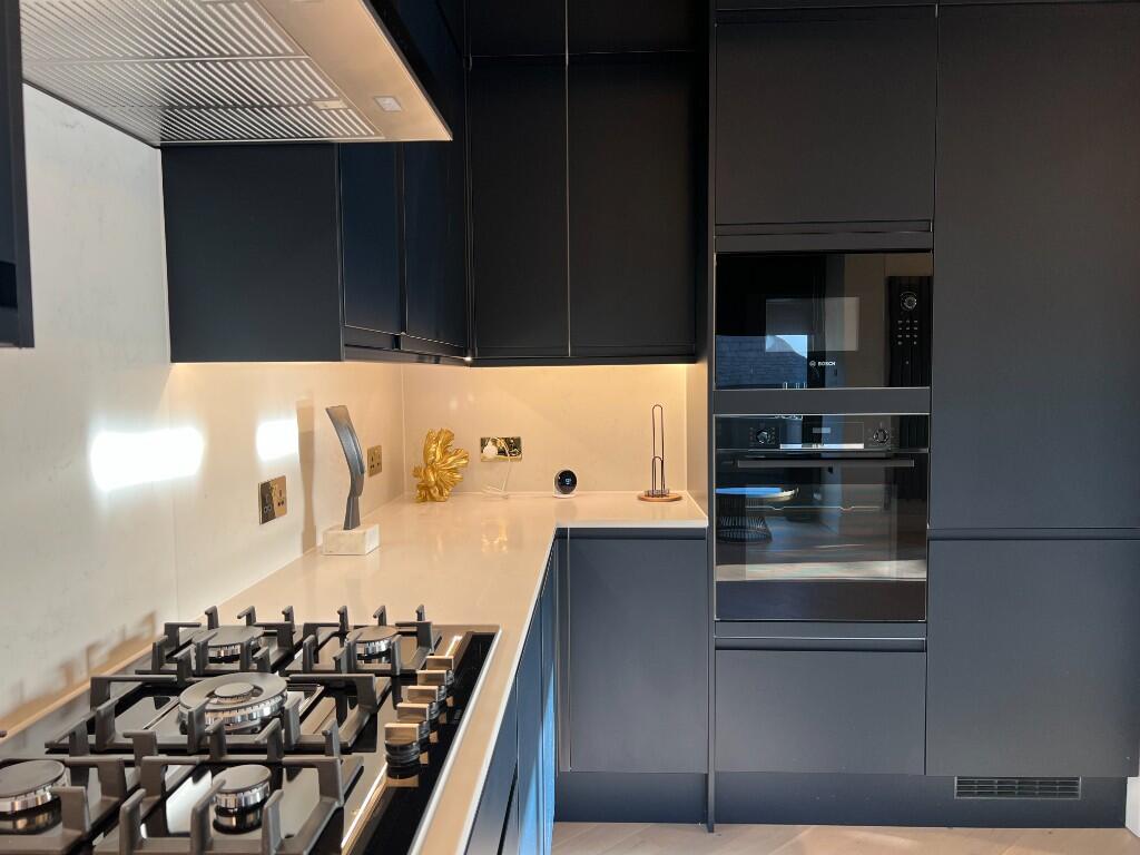 Main image of property: The Penthouse, Whetstone, High Road, London, N20