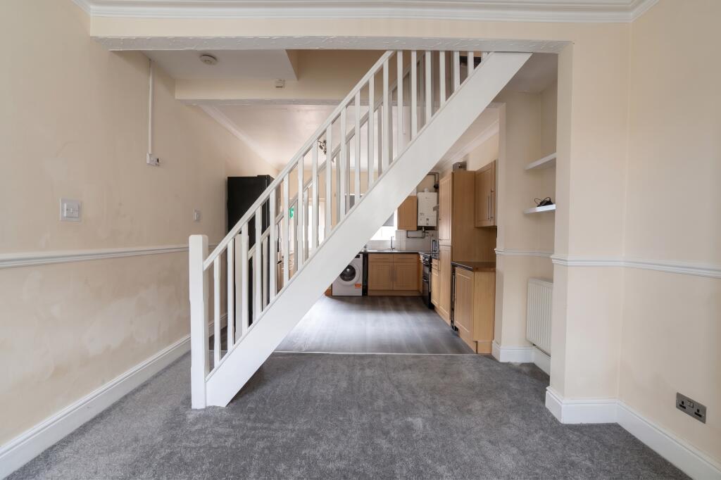 House in Rotherham, South Yorkshire - View 5