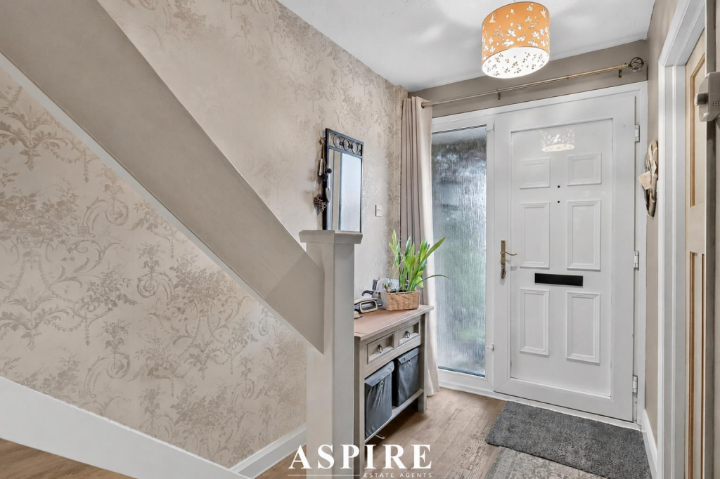 House in Southend-on-Sea - View 5
