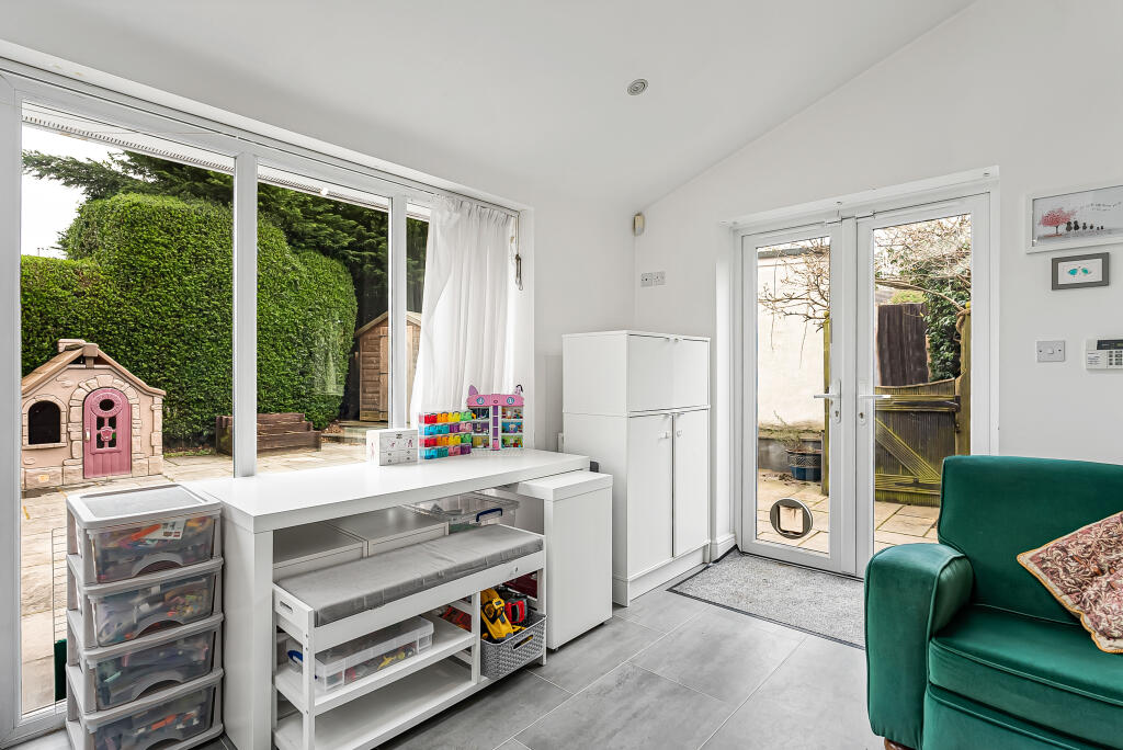 Additional image 8 of White Horse Lane, Burnham Green, AL6