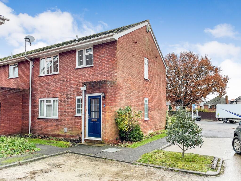 Main image of property: London Road, Langley, SL3