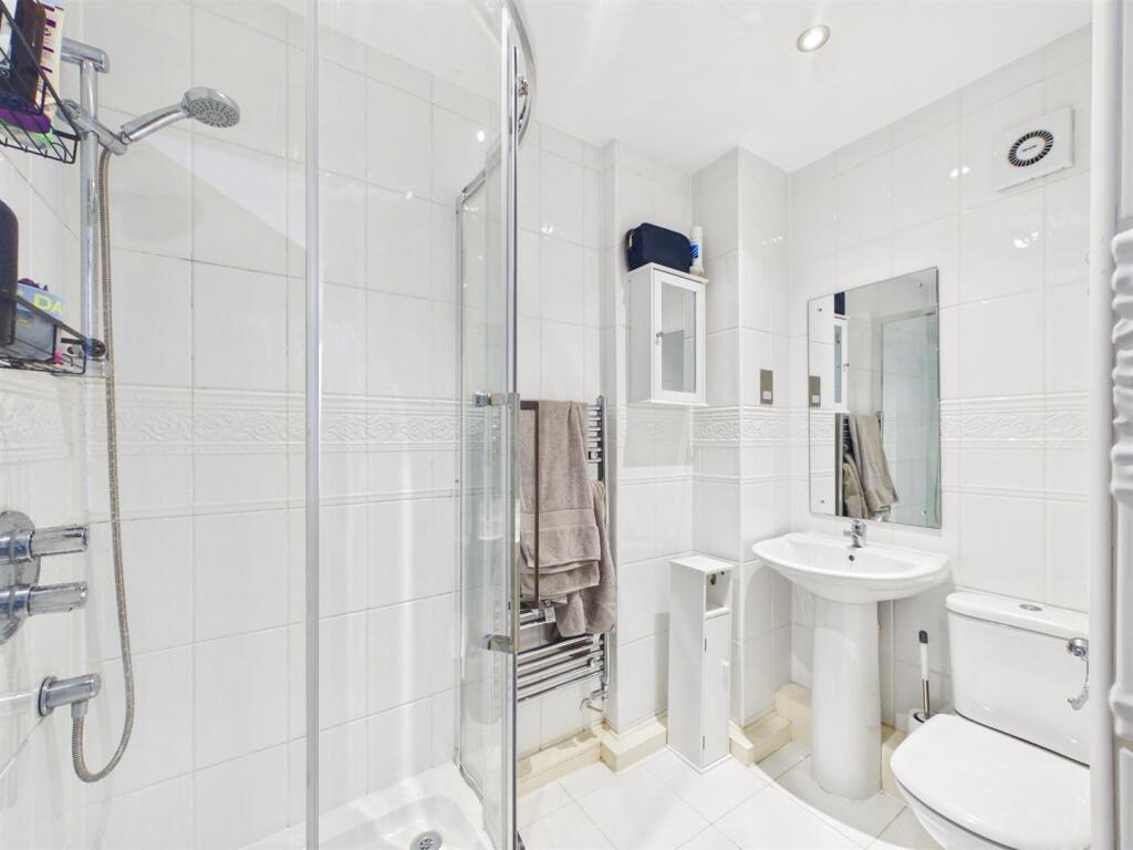Apartment in Shrewsbury, Oswestry - More