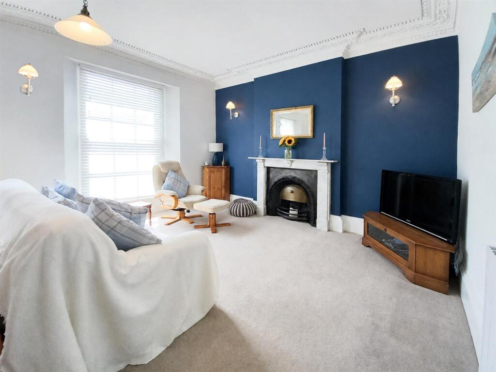 7, Bude Street, Appledore photo 4