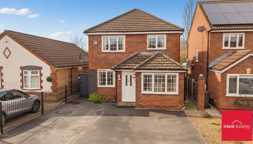 3-bed detached on Sunflower Meadow, Irlam, M44, £365,000