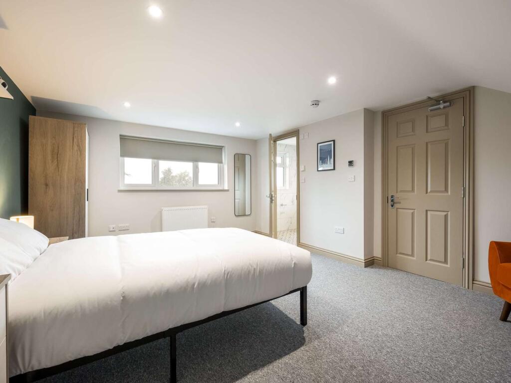 Laburnum Road - View 3