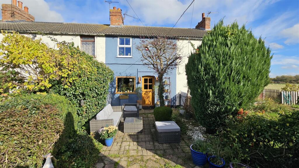 Main image of property: Main Road, Barnstone, Nottinghamshire
