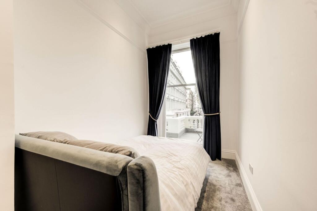 Apartment in London - View 4