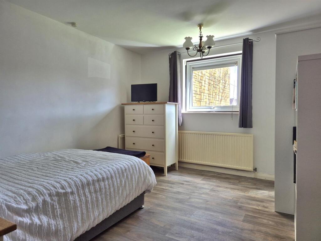 Apartment in Portishead - View 5