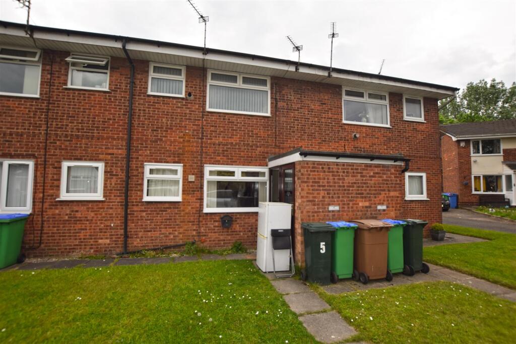 Main image of property: Lowlands Close, Middleton, Manchester