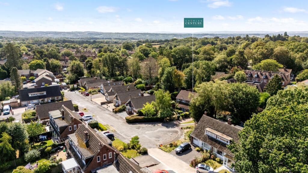House in Wealden, Crowborough - View 4
