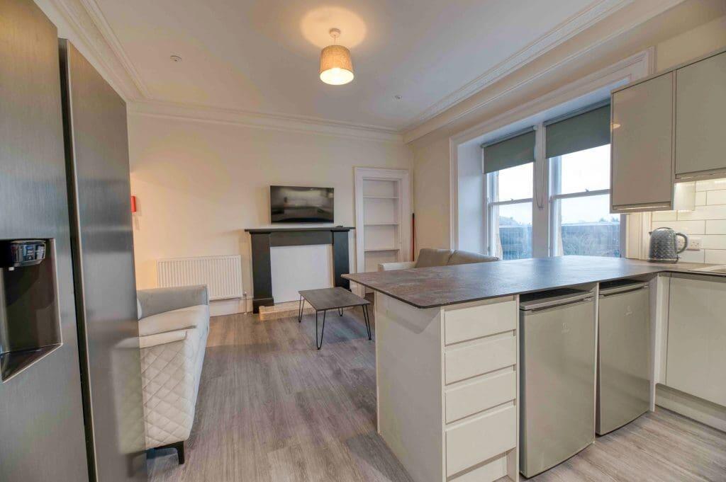 Apartment in Edinburgh - View 3