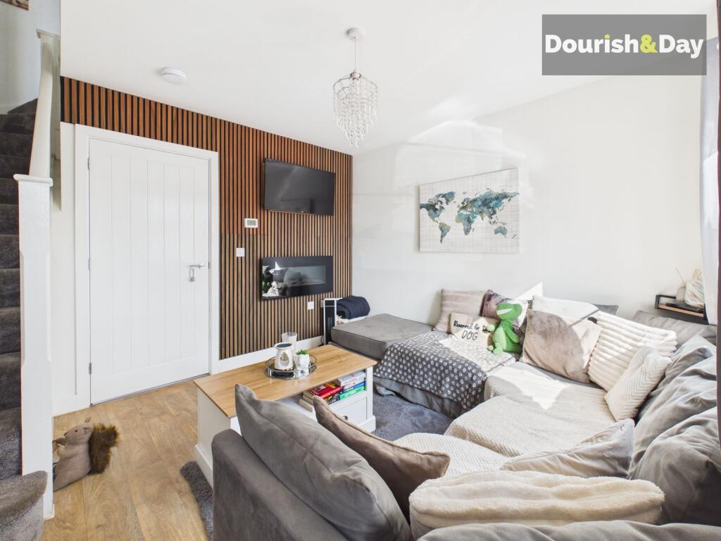 House in Whitchurch, Waymills - View 2