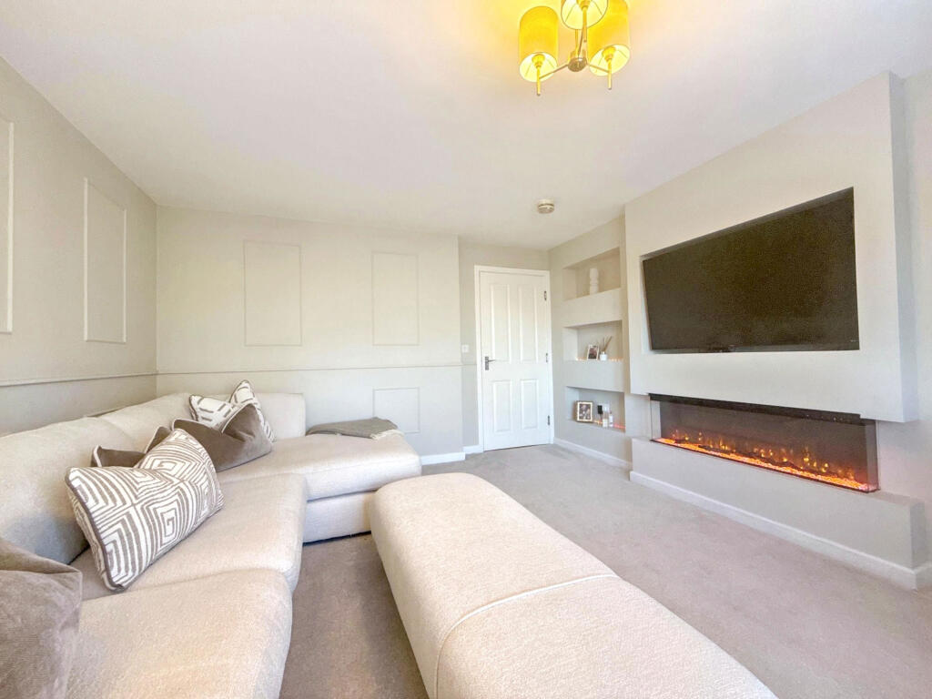 Main image of property: Tidespring Row, Hebburn, Tyne and Wear, NE31 1AS