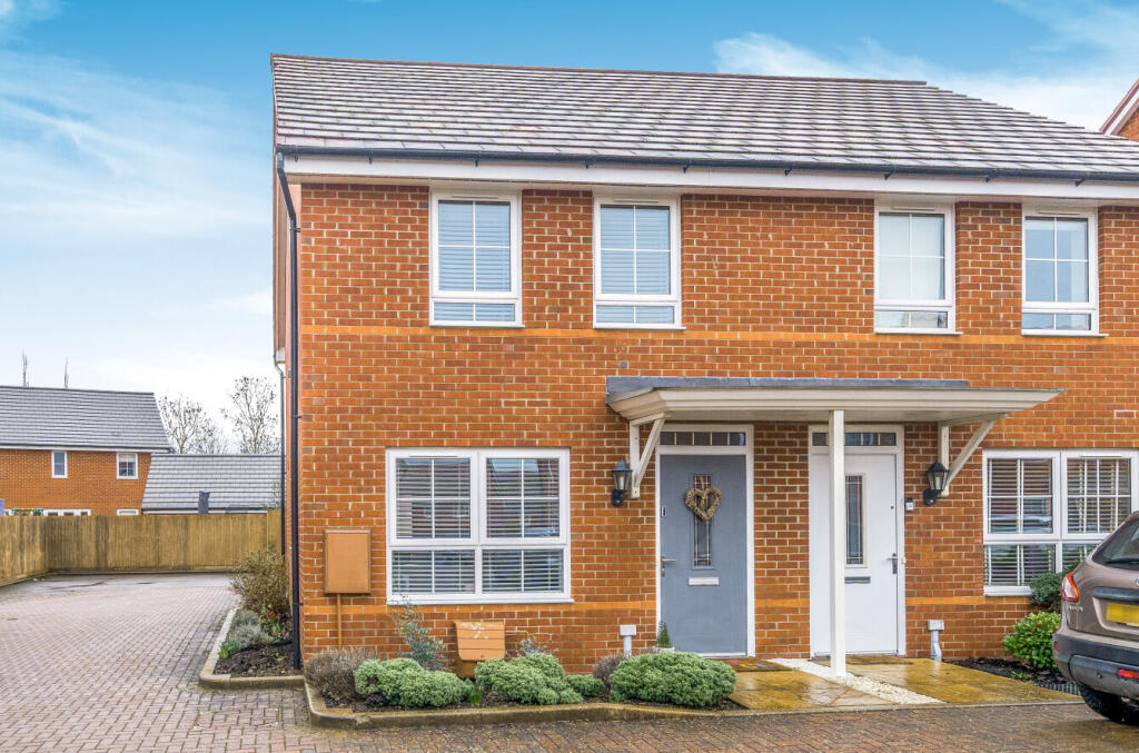 2-bed semi-detached on Fells Paddock, Marston Moretaine, Bedford, £116,000
