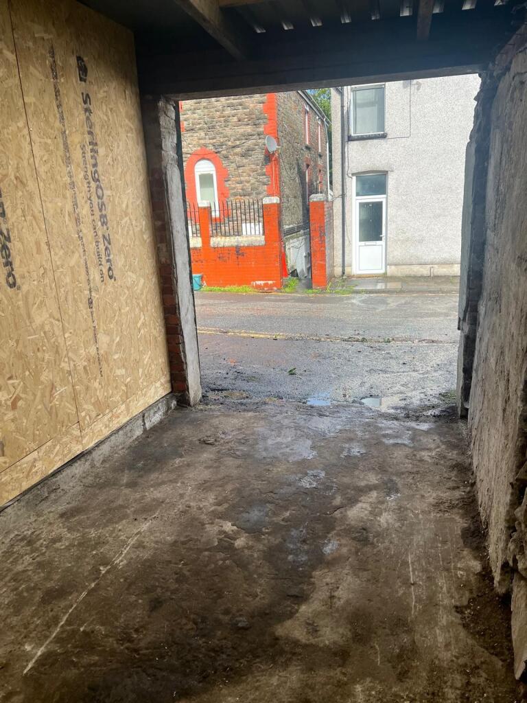 Garages to rear of Wood Road (Cliff Road), Treforest, Pontypridd - More