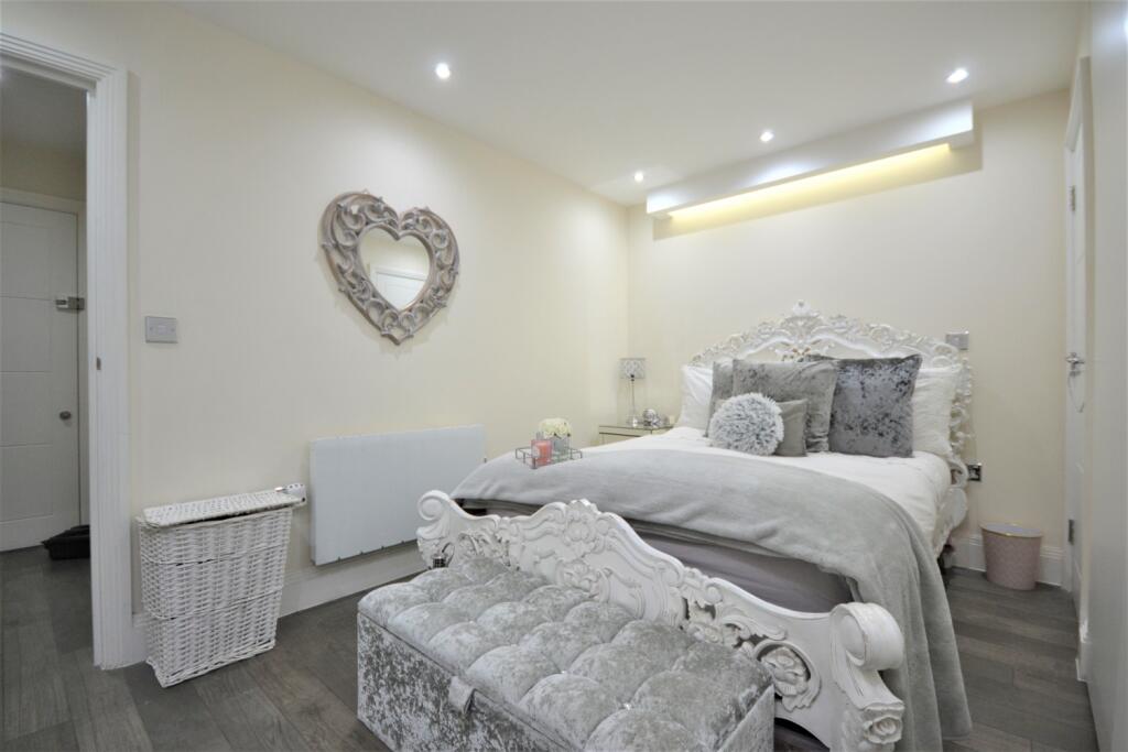 Apartment in London, Bromley Park, Plaistow - View 4