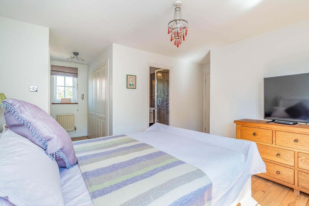 House in Eastleigh, West End - View 5