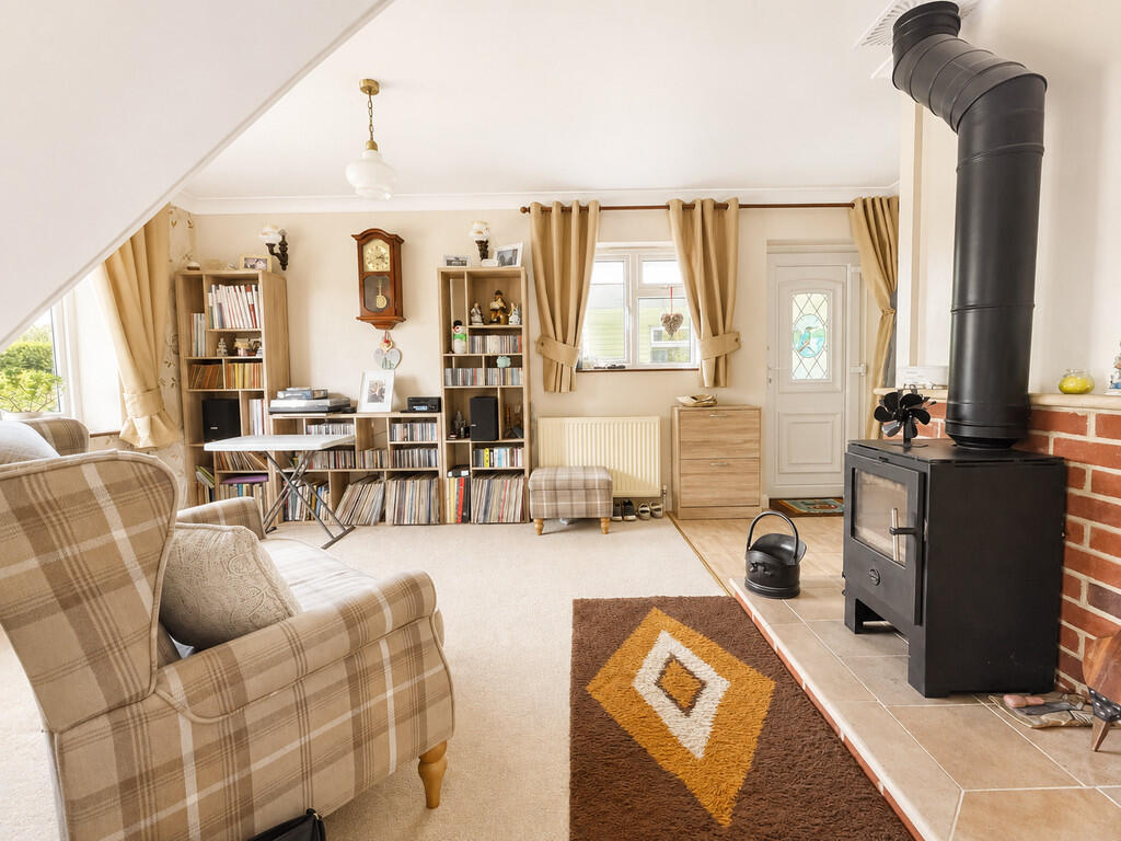 House in Colchester, Tiptree - More