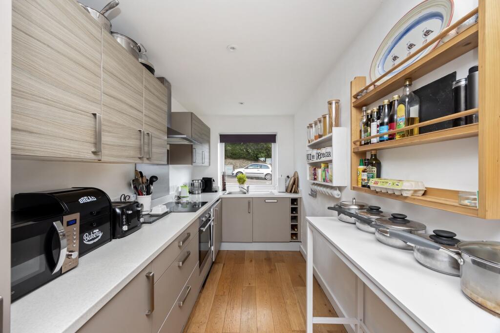 House in Brighton, Bevendean - View 3